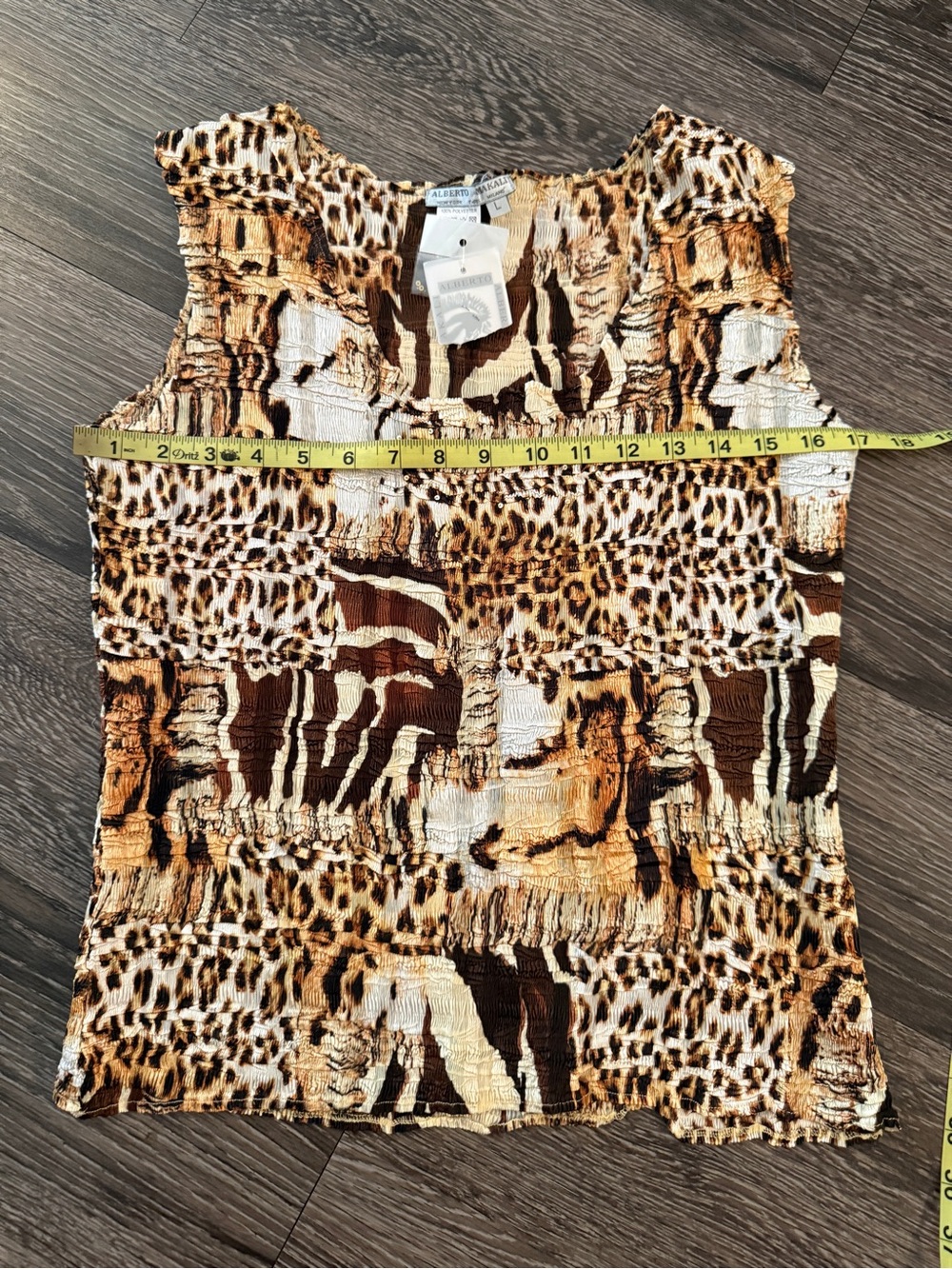 Alberto Makali Vintage Animal Print Top - Picture 3 of 5